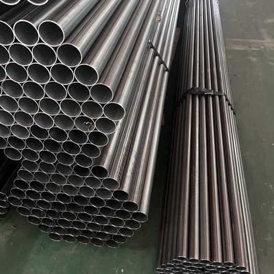 Chiều kính 45mm x Độ dày 2,0mm x 3050mm T Vật liệu 1,4510 17% Cr (AISI 439) ống hàn thép không gỉ