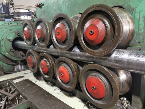 34CrNiMo6 Steel Peeling 34CrNiMo6 Dừng hợp kim thép tròn thanh bình thường hóa DIN 1.6582 OD 25mm 4