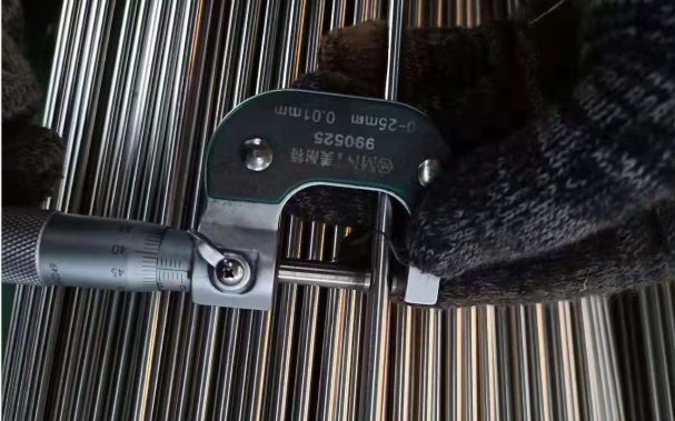 Finished product Dimensional inspection-2 34CrNiMo6 Dừng hợp kim thép tròn thanh bình thường hóa DIN 1.6582 OD 25mm 7